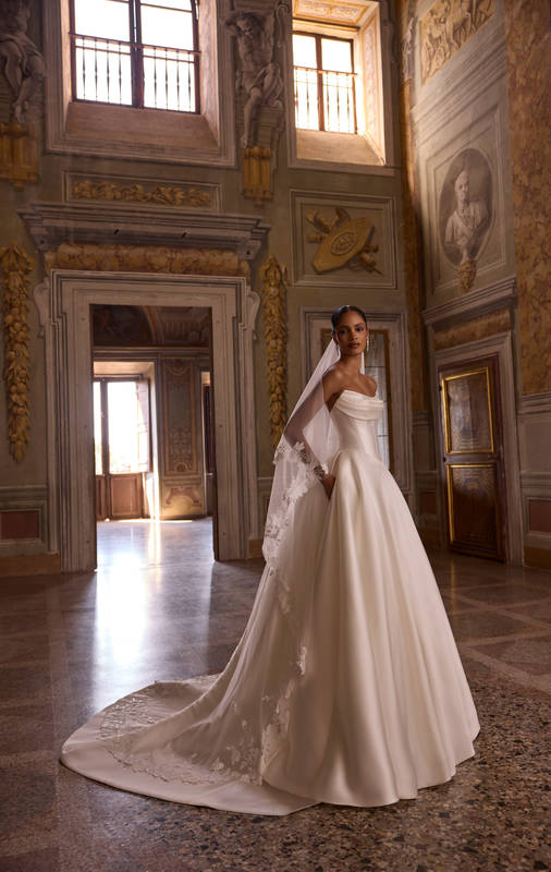 vestido elegante de novia